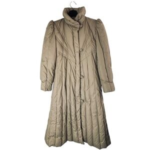 VTG 1980’s Lord & Taylor’s Long Quilted Puffer Coat in Light Tan Size M